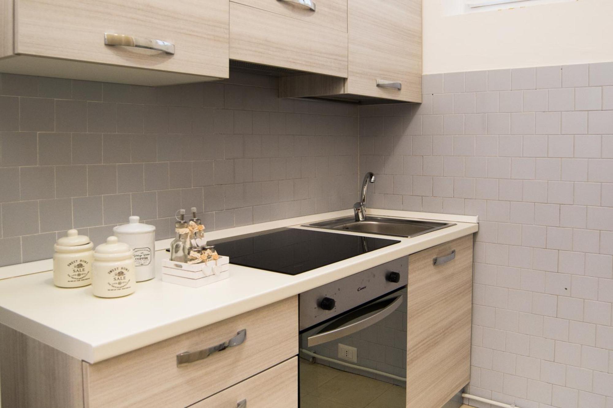 Il Borgo Appartamento Clelia Parma Luaran gambar