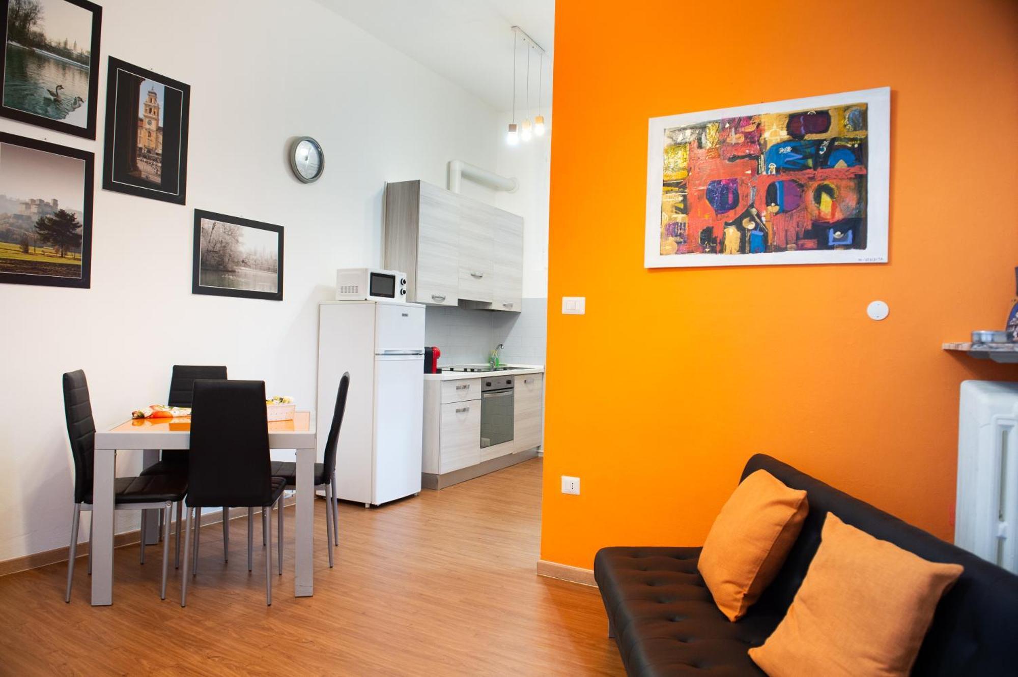 Il Borgo Appartamento Clelia Parma Luaran gambar